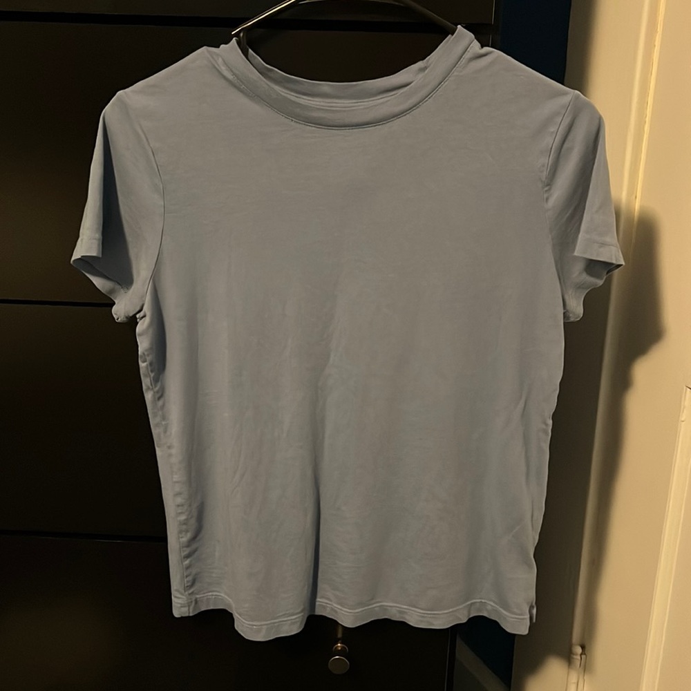 Women’s small light blue casual t-shirt